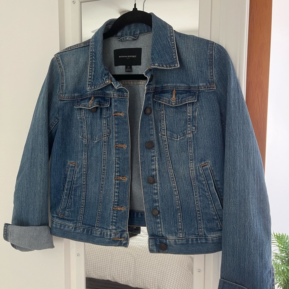 Banana Republic Denim Jacket XS